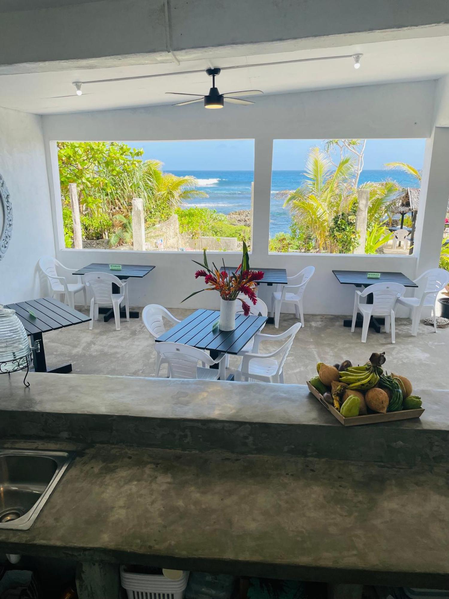 Eton Banana Bay Beach Club B&B 외부 사진
