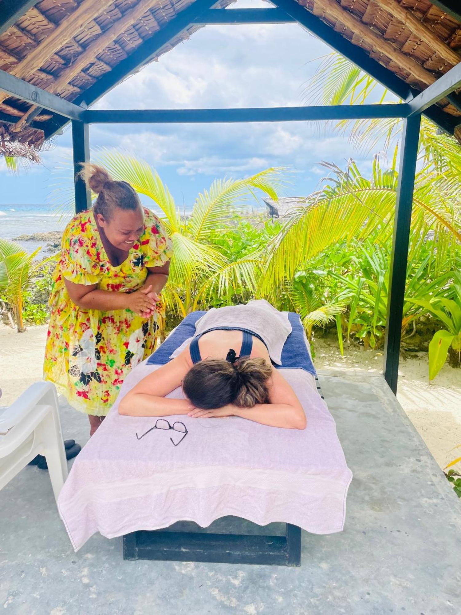 Eton Banana Bay Beach Club B&B 외부 사진