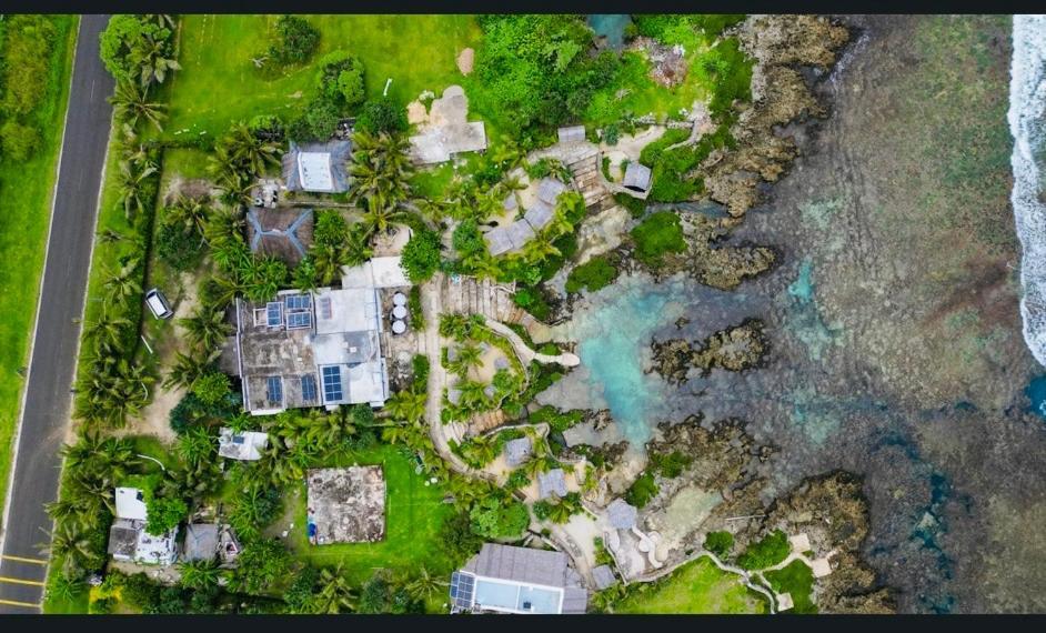 Eton Banana Bay Beach Club B&B 외부 사진